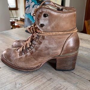 Women’s size 9 Freebird by Steven - Camel Color Devin